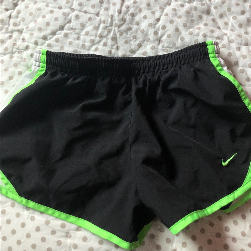 KIDS M nike running shorts (lined)